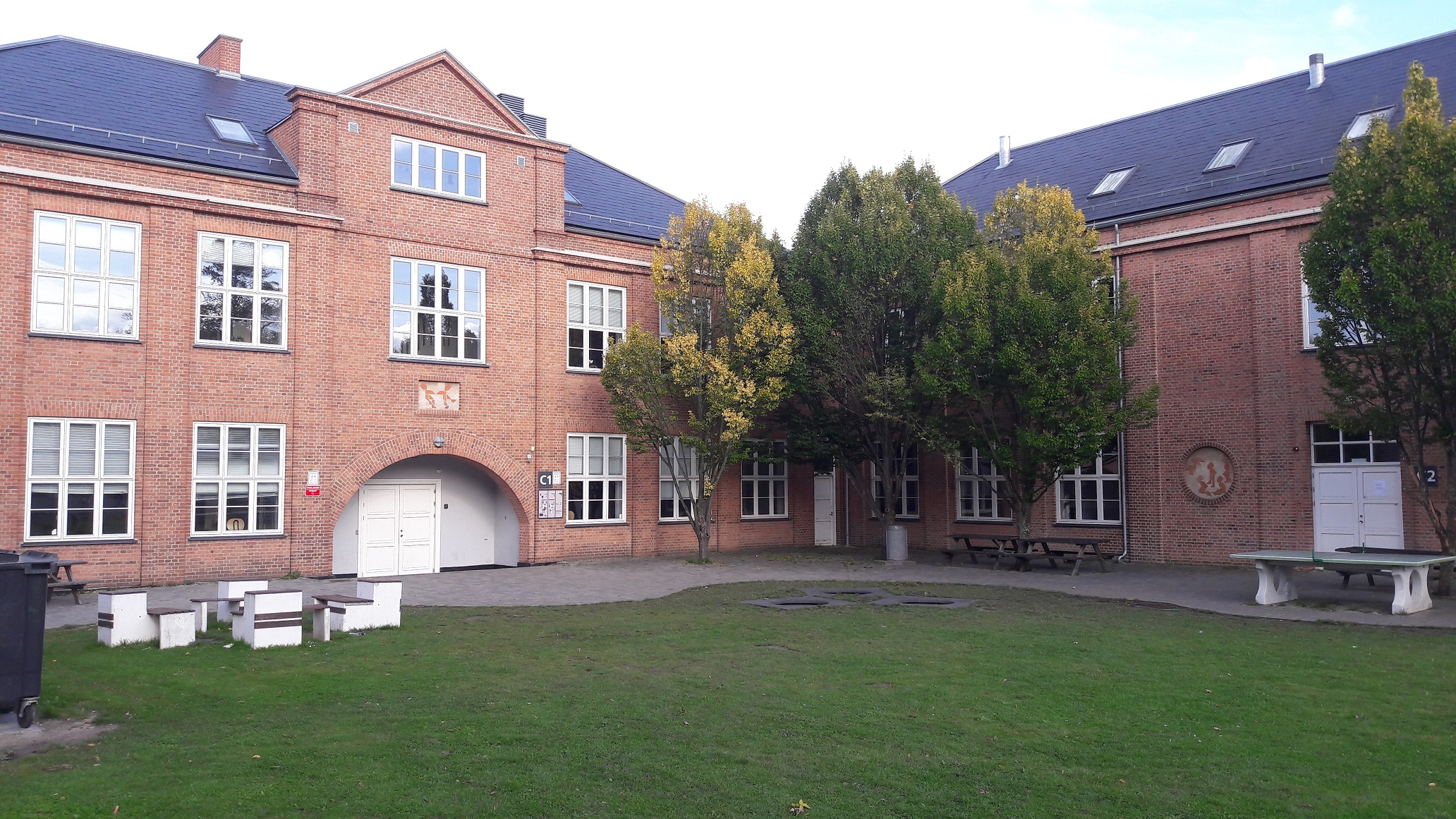 741099 1900 2400 0 59 1600 1105 4